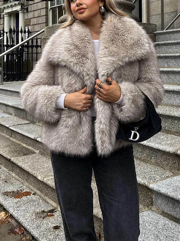 Cropped Faux Fur Jacket - Women's Thick Lapel Collar Coat